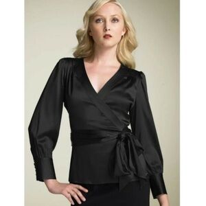 Diane Von Futstenberg DVF Ariana Silk Wrap Blouse in Black Size 6